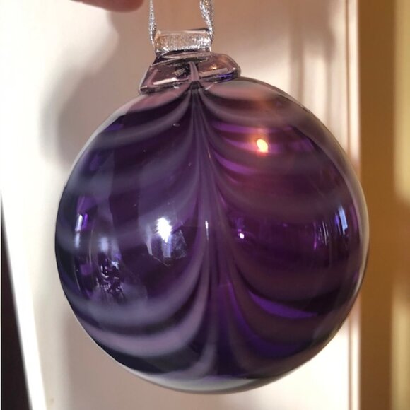 Elegant Purple Glass Ornament - Picture 2 of 4